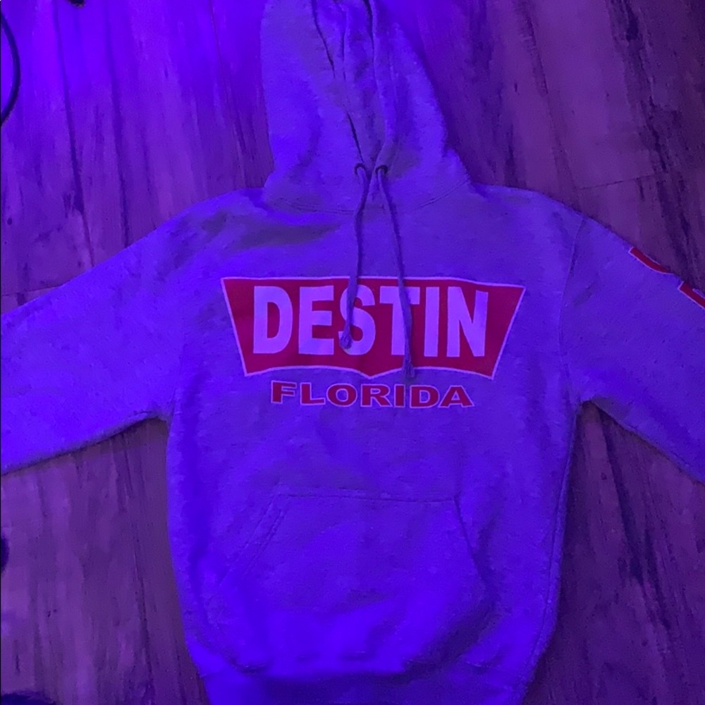 Sweatshirt/ Hoodie